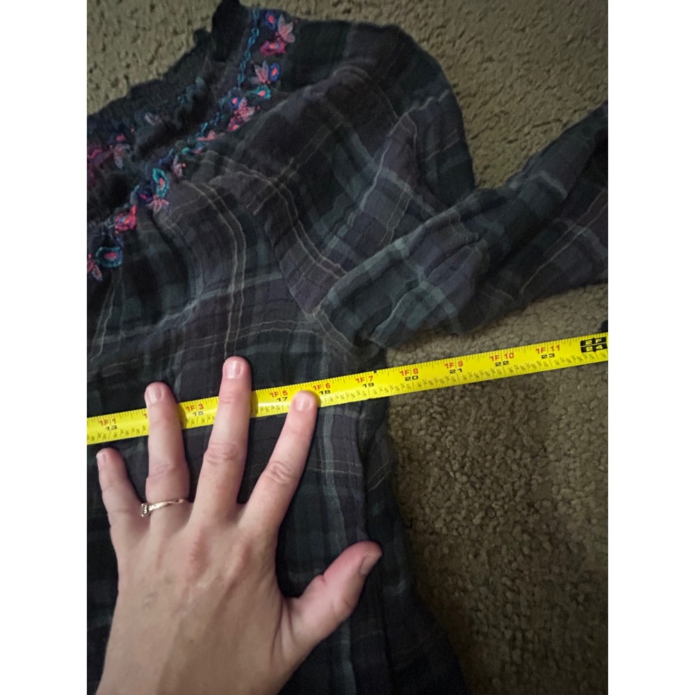 3J Workshop Johnny Was Plaid Embroidered Boho Peasant Blouse Tassels Gray M - Picture 8 of 10